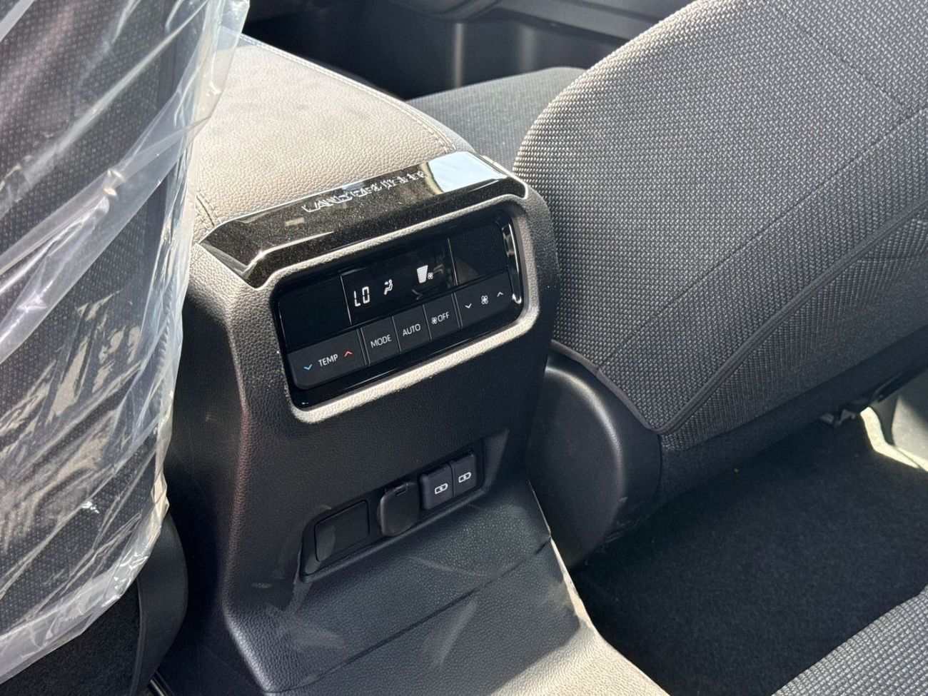 Toyota Prado TOYOTA PRADO TXL 2.8L DIESEL - A/T - 25YM - SUNROOF