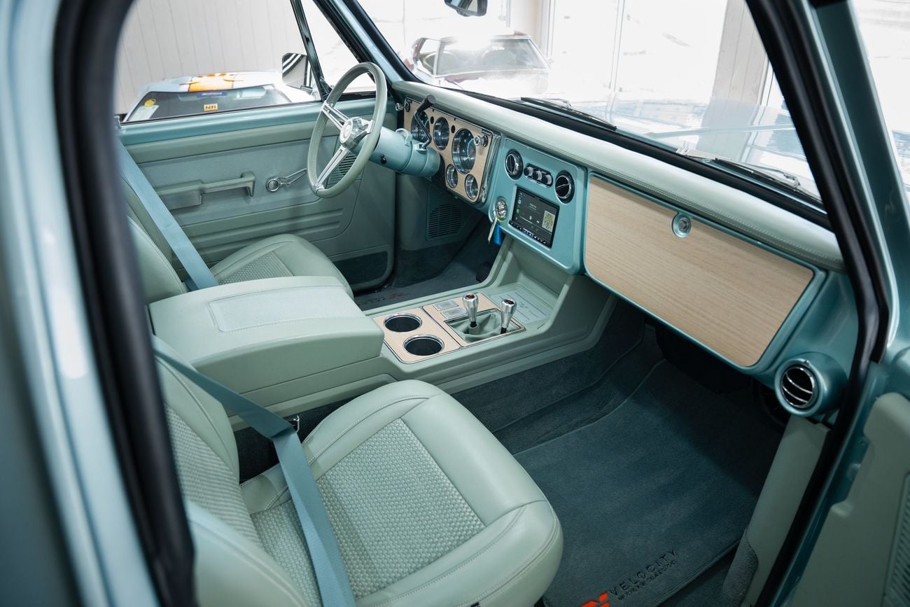 شيفروليه بليزر K5 Velocity Restorations LT1 10 Speed Pro Touring Restomod