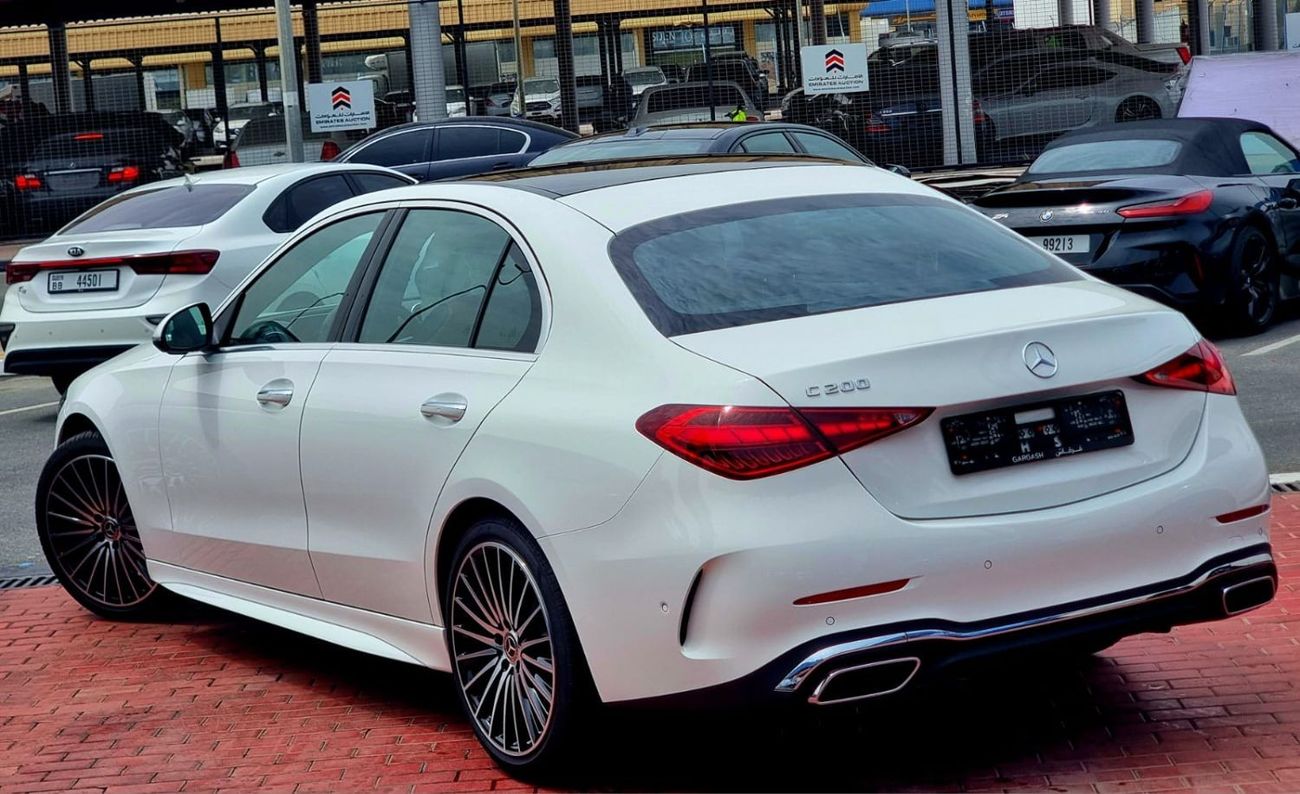 مرسيدس بنز C 200 AMG 5 Years Warranty 2024 GCC