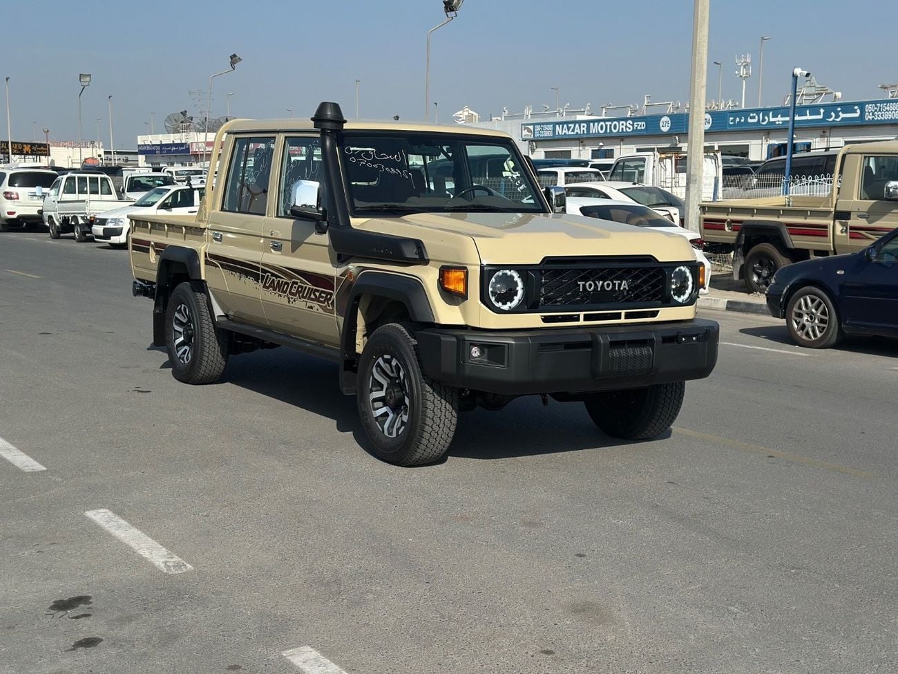 تويوتا لاند كروزر بيك آب
