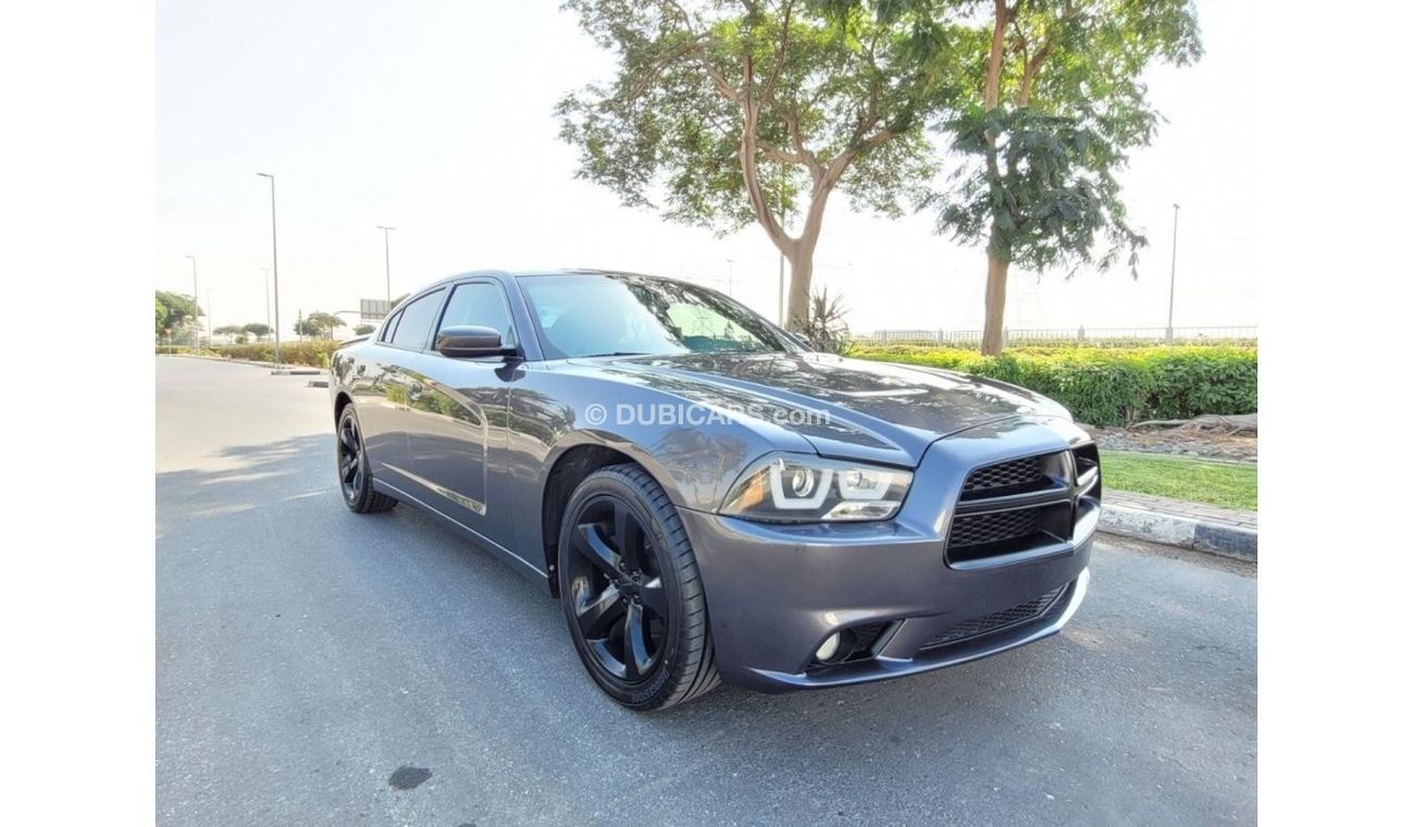 Dodge Charger DODGE CHARGER V6