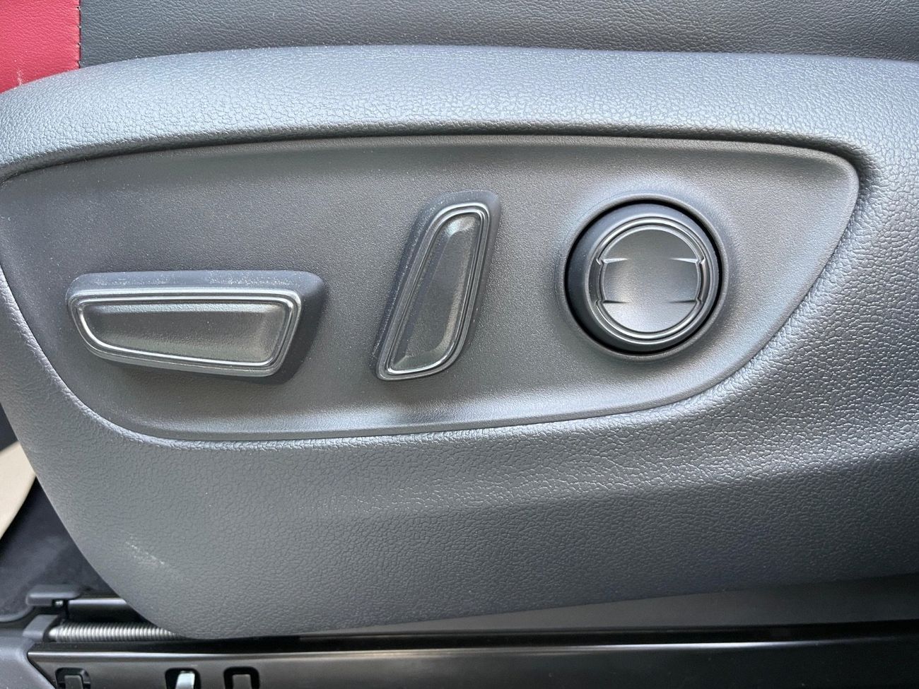 Toyota Land Cruiser VXR 3.5L