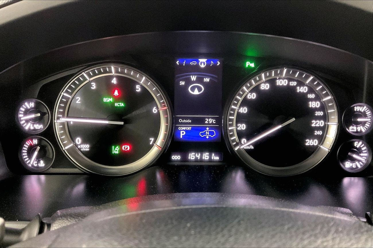 Lexus LX 570 Signature | National Day Celebration | Guaranteed Warranty | 0 Down Payment