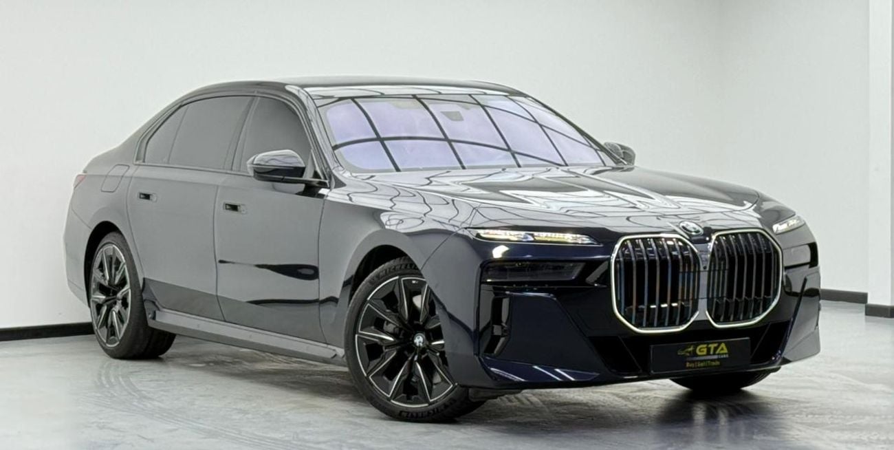 BMW 760Li 2023 BMW 760Li xDrive, Jan/2028 BMW Warranty, BMW Full Service History, Excellent Condition, GCC