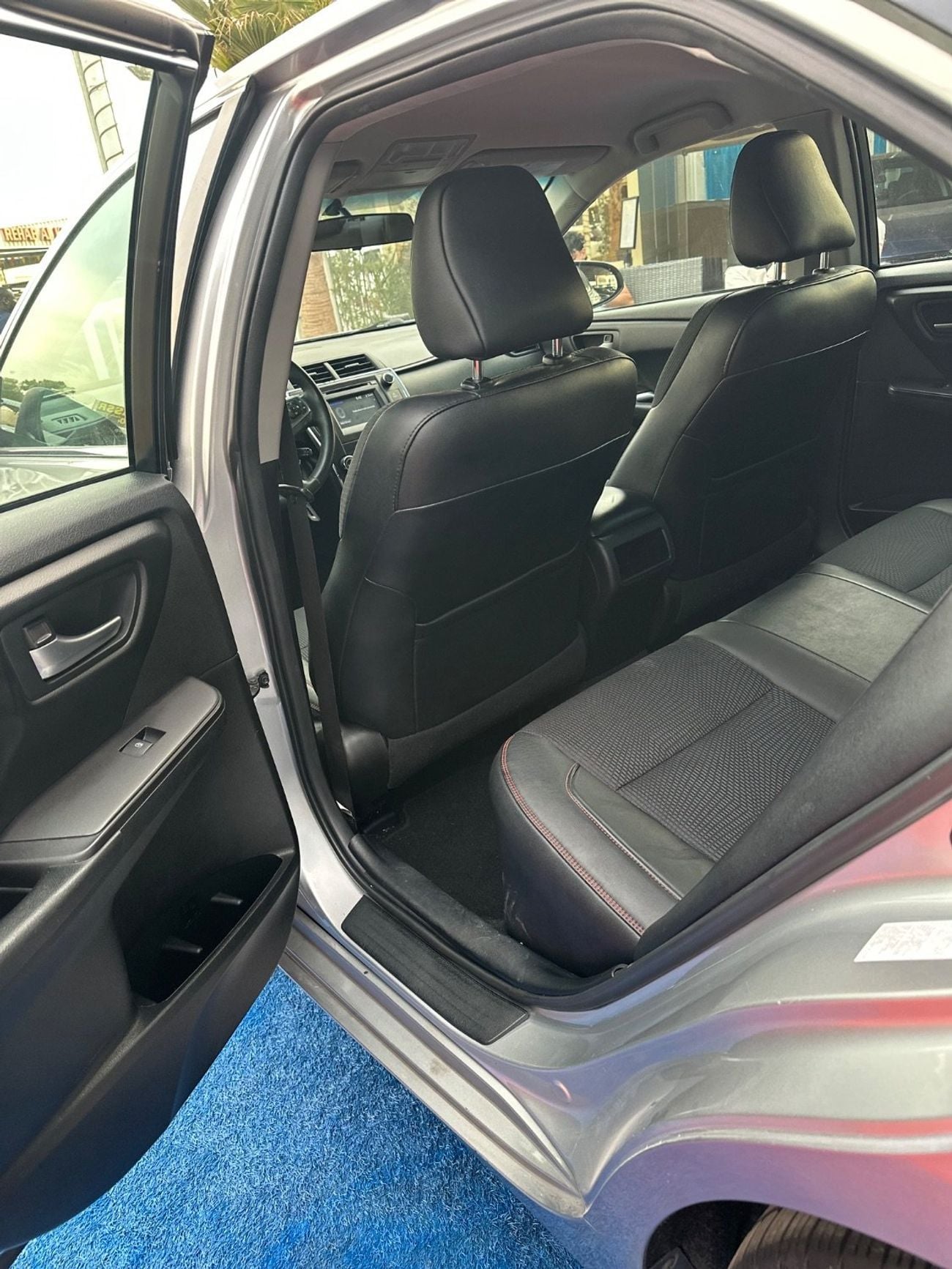 Toyota Camry SE 2.5L