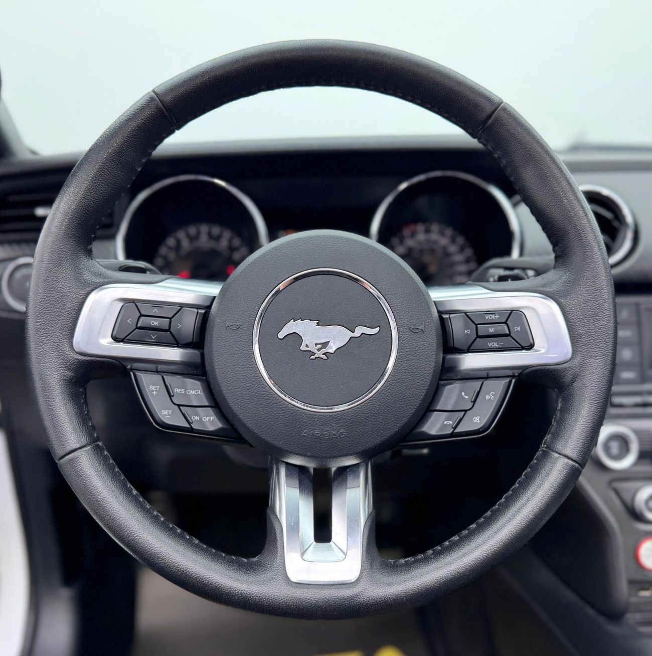 فورد موستانج 2017 Ford Mustang Convertible, Just Been Serviced, 2026 GTA Service Pack, Excellent Condition, GCC