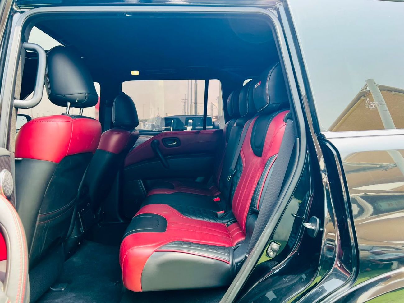 Nissan Armada SL (NON GCC) .ENGINE 5.6L/V8.