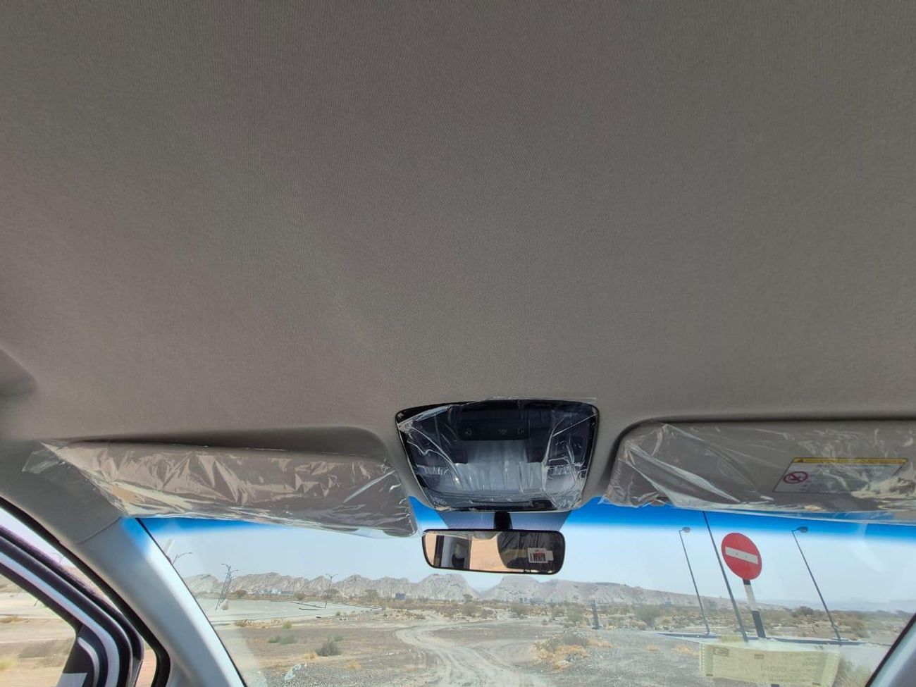 Hyundai Staria 2.2 Turbo Diesel , Luxury , fully loaded without sunroof