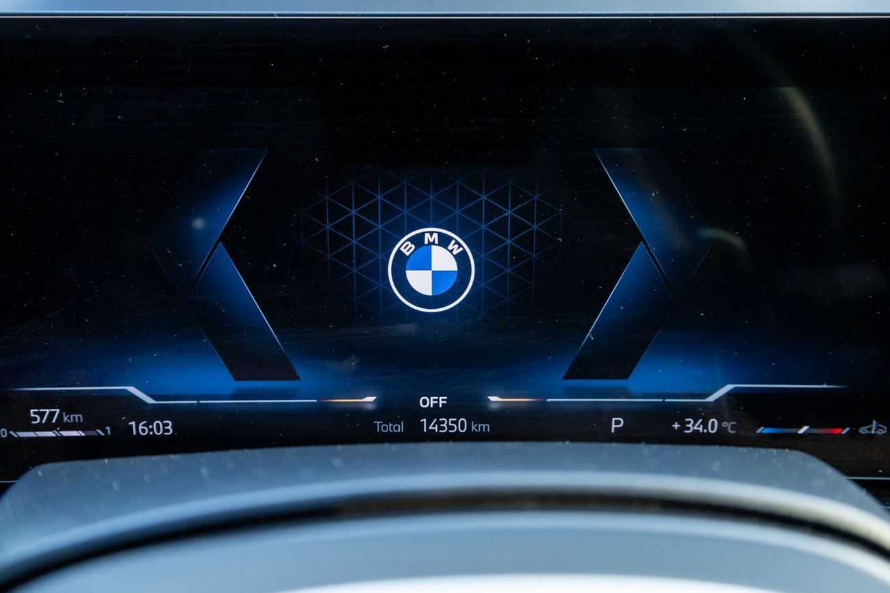 بي أم دبليو X7 40i M Sport Pure 3.0L (335 HP)