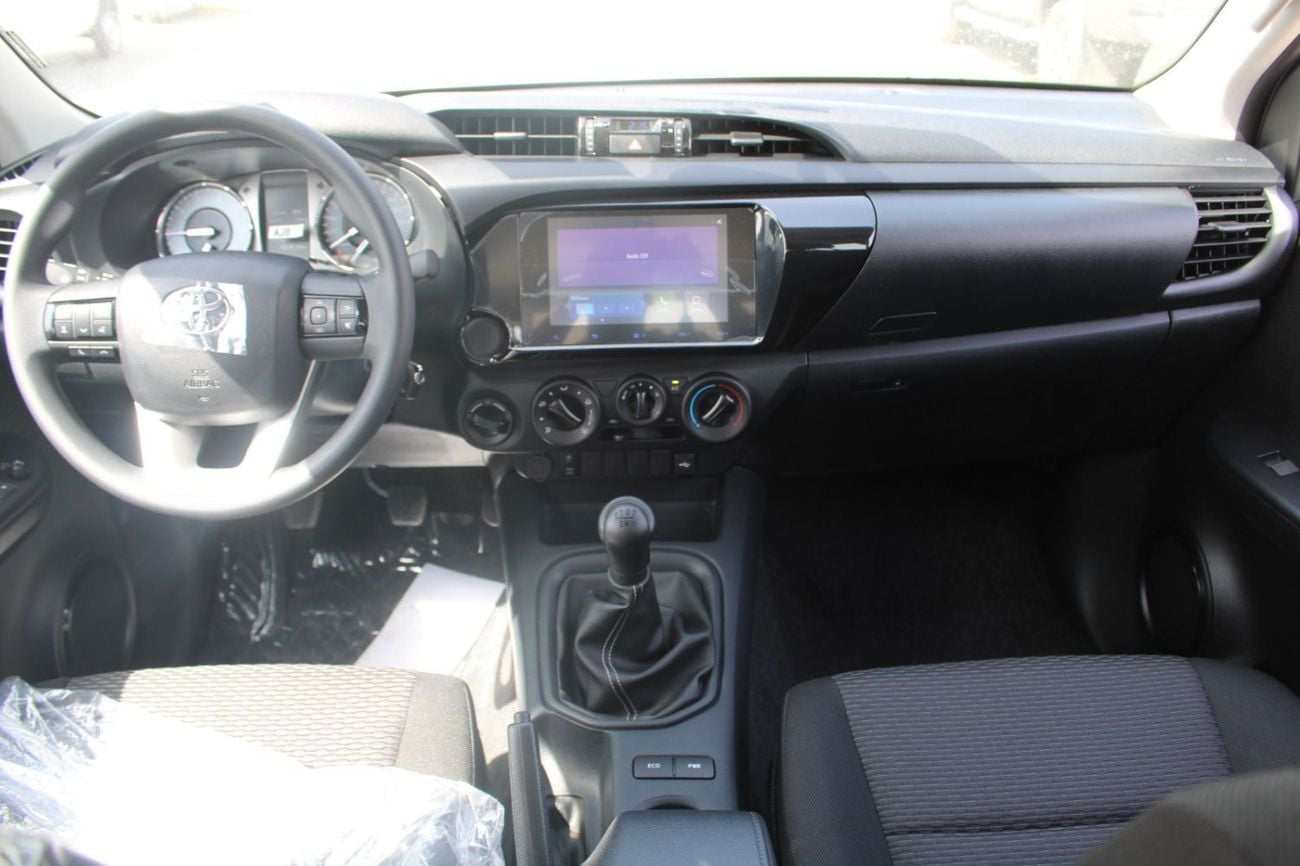 تويوتا هيلوكس TOYOTA HILUX 2.4L DIESEL 4 X 4 DOUBLE CABIN ACTIVE MANUAL TOYOTA HILUX 2.4L DIESEL 4 X 4 DOUBLE CABIN MANUAL