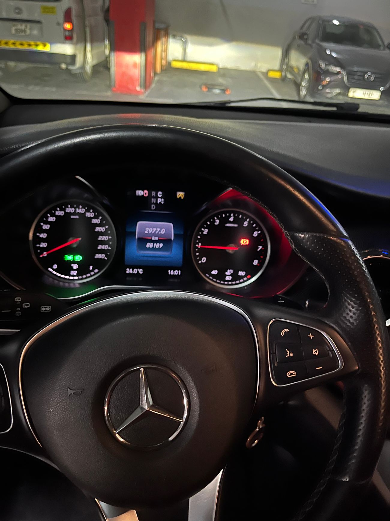 مرسيدس بنز V 250 3.0L بنزين