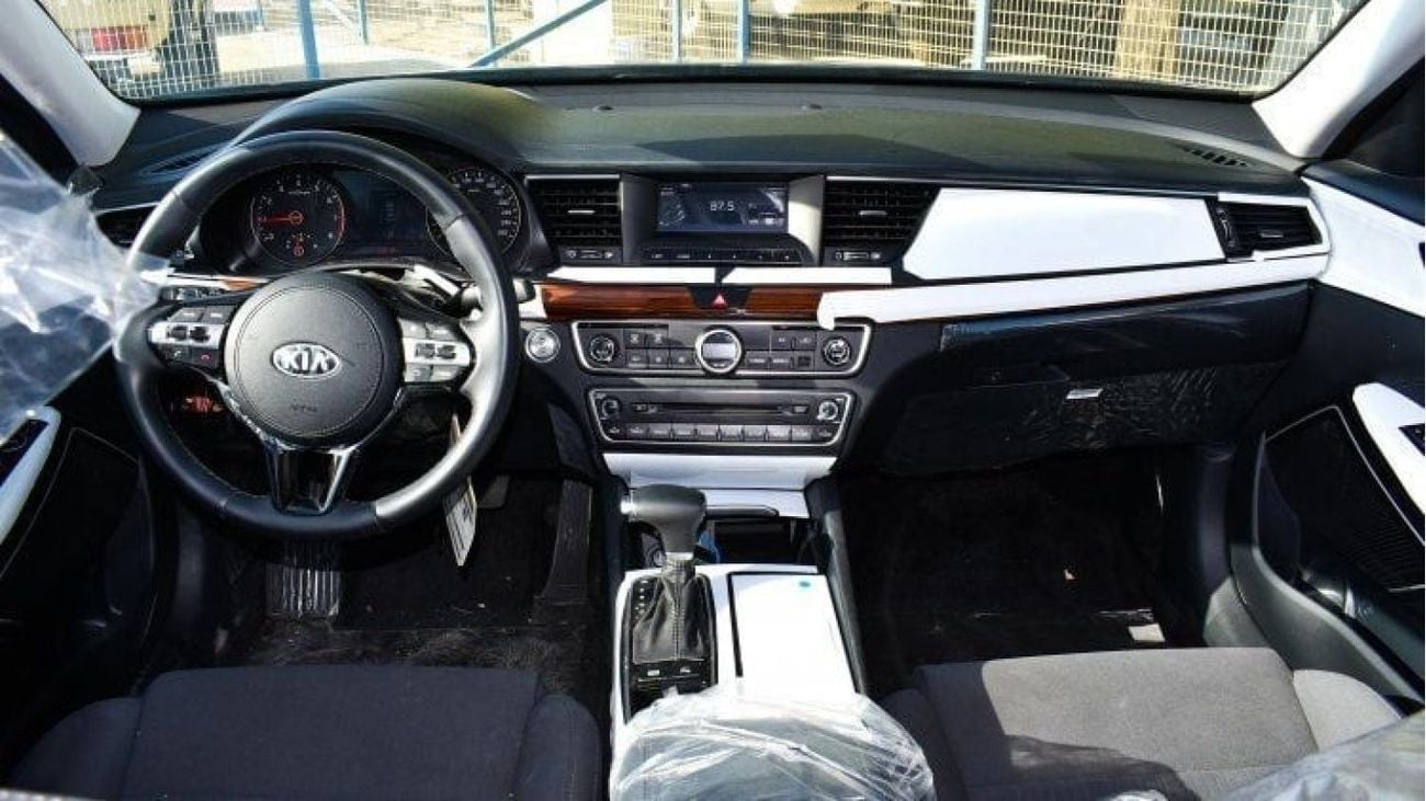 كيا كادنزا LX