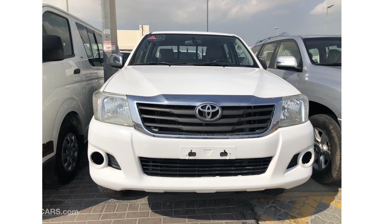 Toyota Hilux Toyota Hilux D/c pick up 4x4, Diesel,Model:2013. Only done 46000 km