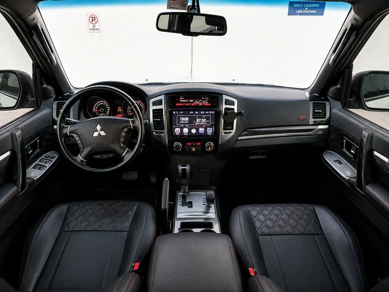 Mitsubishi Pajero GLS Top Line GCC Specs