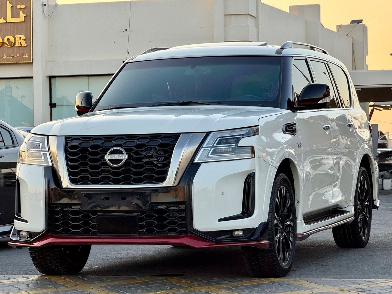 Nissan Patrol LE Titanium 5.6L