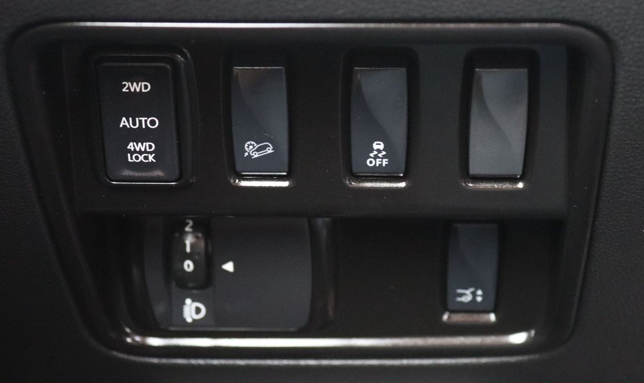 Renault Koleos PE 2.5L 4WD