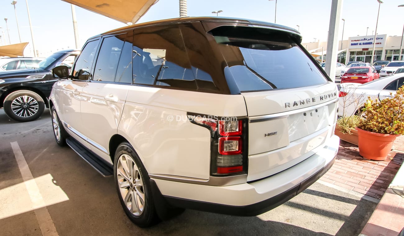 لاند روفر رينج روفر رنج روفر مواصفات خليجيه خاليه من الحوادث صبغ وكاله تشيكات وكاله السعر شامل الضريبه تسهيلات بنكيه بدو