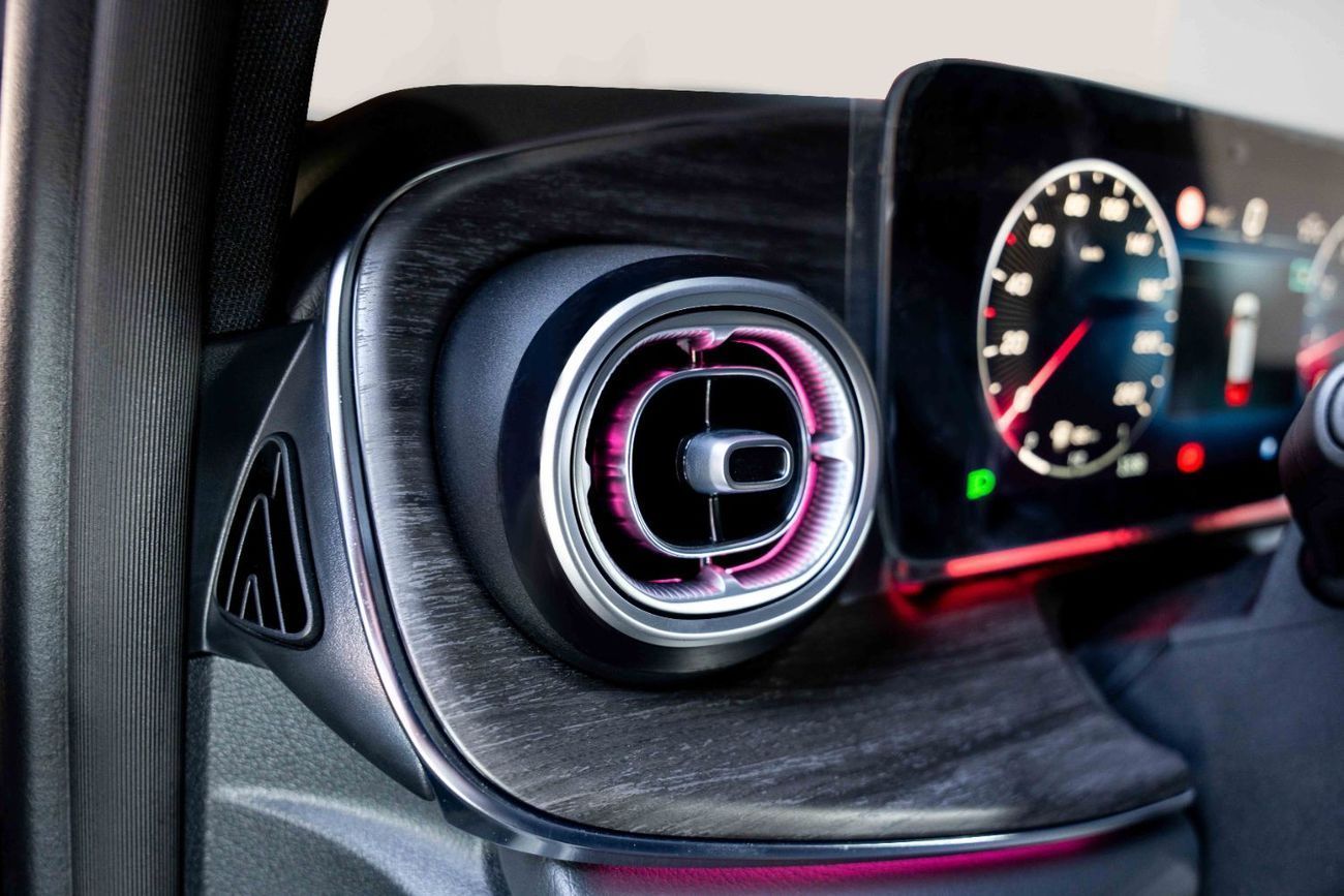 مرسيدس بنز V 300 V300 Avantgarde I 2026 I 2 Year Agency Warranty