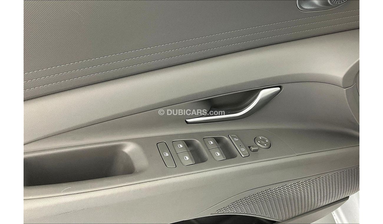 Hyundai Elantra Smart