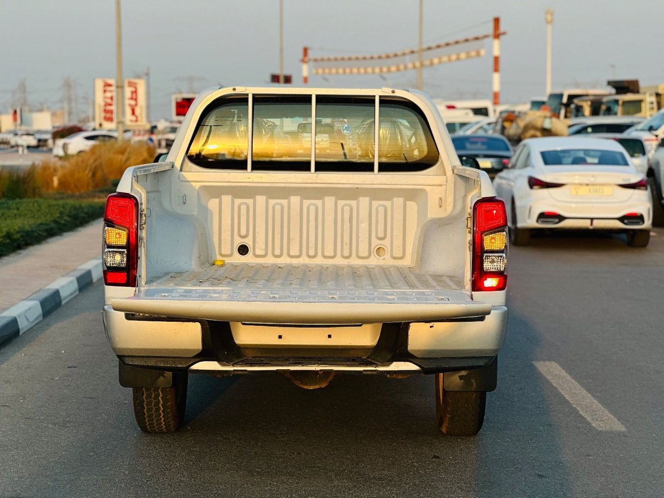 Mitsubishi L200 GL 2.4L (132 HP)