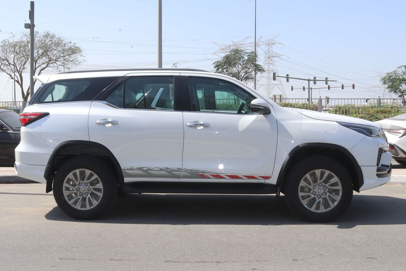 Toyota Fortuner 2026 Model Toyota Fortuner, 4.0L Petrol 4WD 6A/T