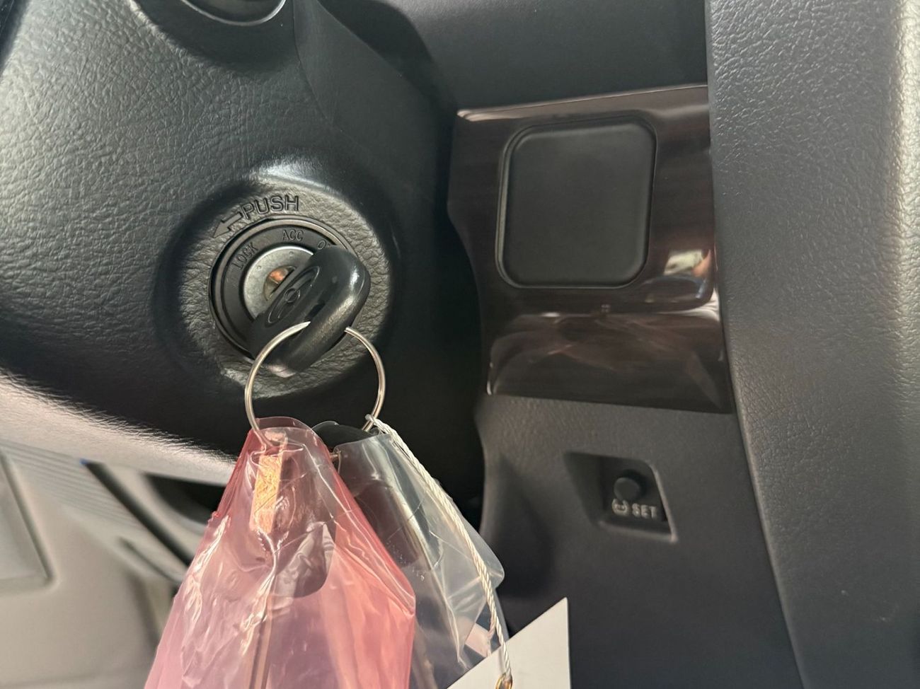 Toyota Land Cruiser 70 GDJ 76 2.8 DIESEL M/T **التصدير فقط خارج الخليج***