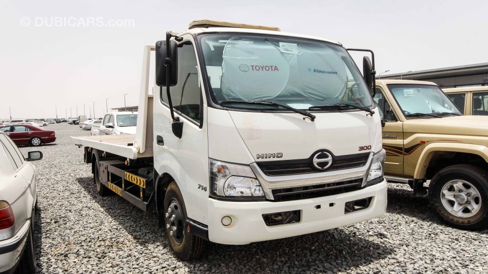  Hino  300 714 for sale AED 90 000 White 2022