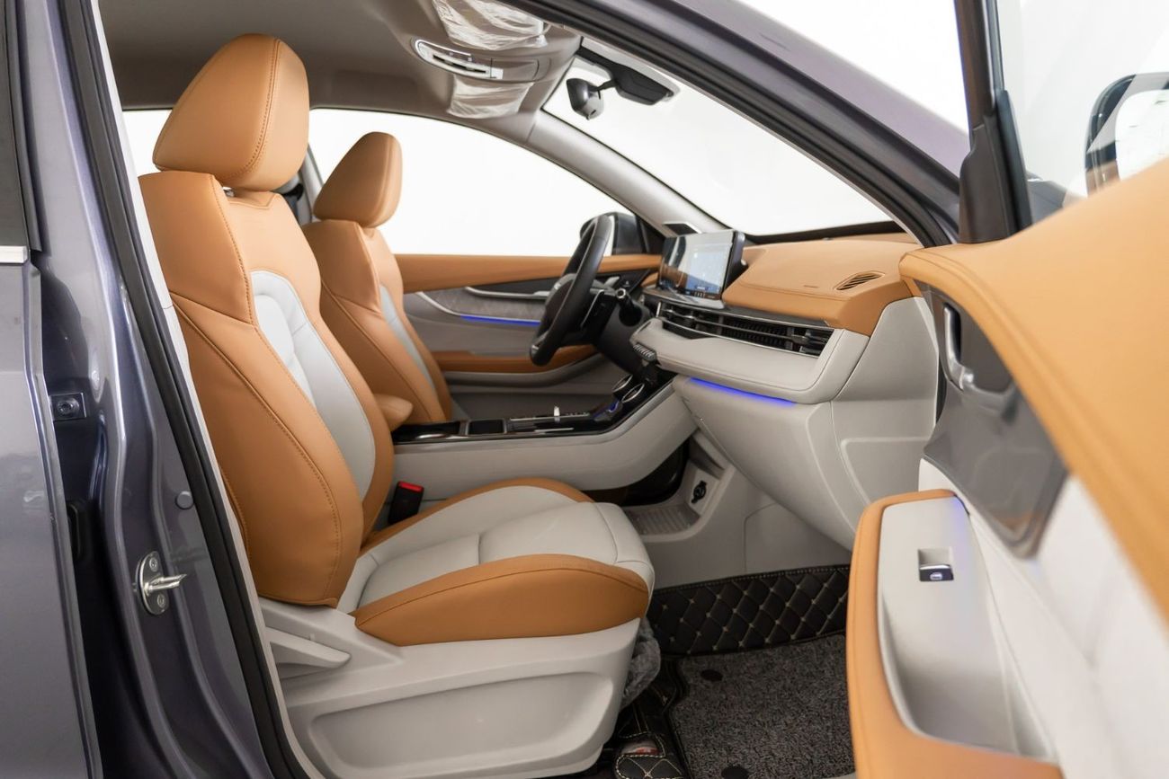 إكسيد LX 2024 Exeed LX Comfort 1.5 TGDI CVT Gearbox / Brand New Delivery / 7 Year Exeed Warranty