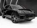 Porsche Cayenne COUPE, Carbon Interior, Panoramic Roof, Sport Chrono, Al Nabooda Warranty!!