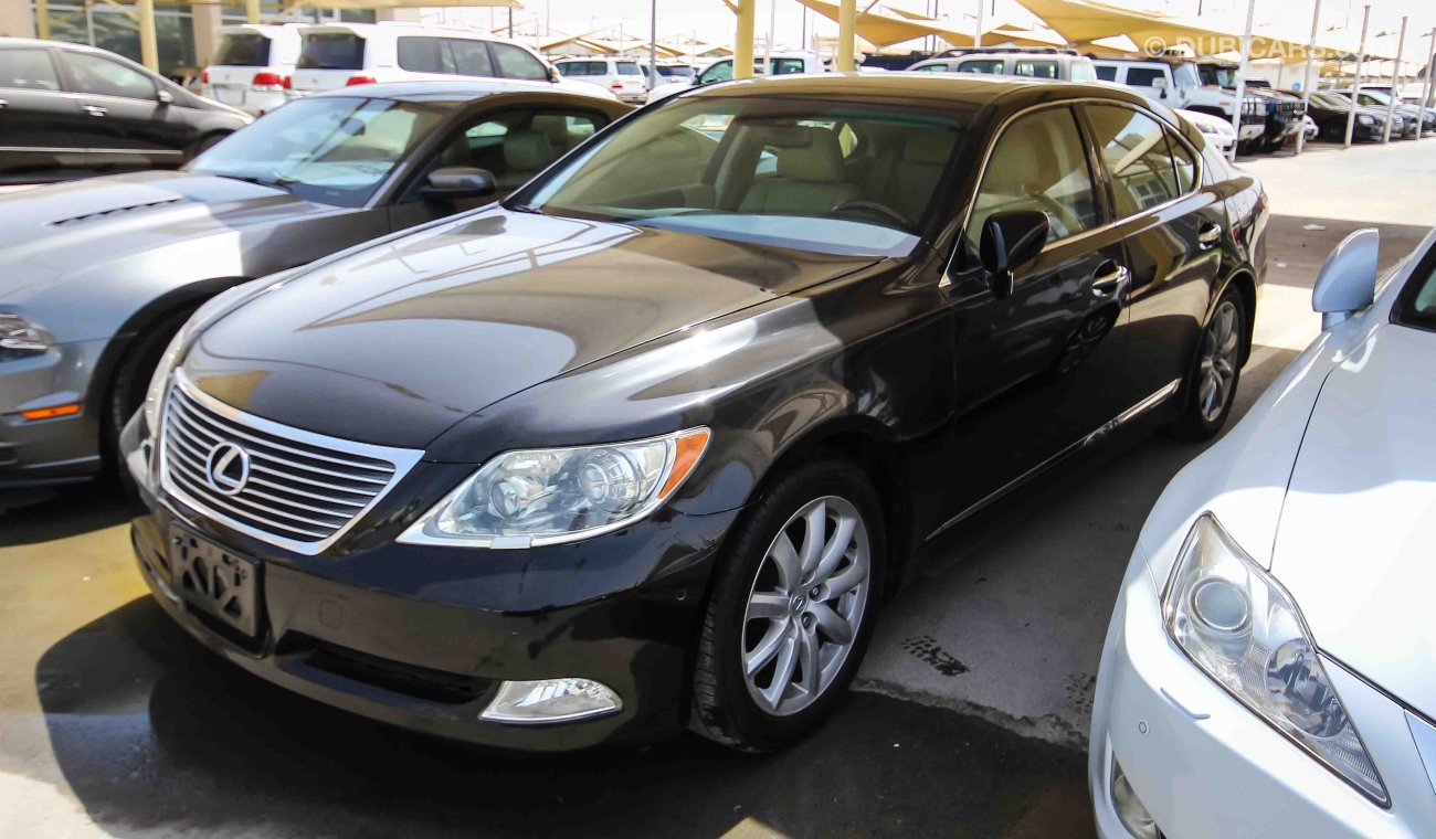 Lexus LS460