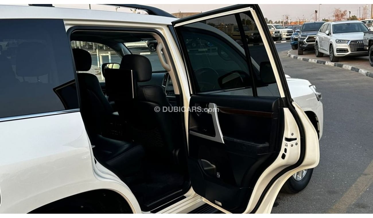 تويوتا لاند كروزر