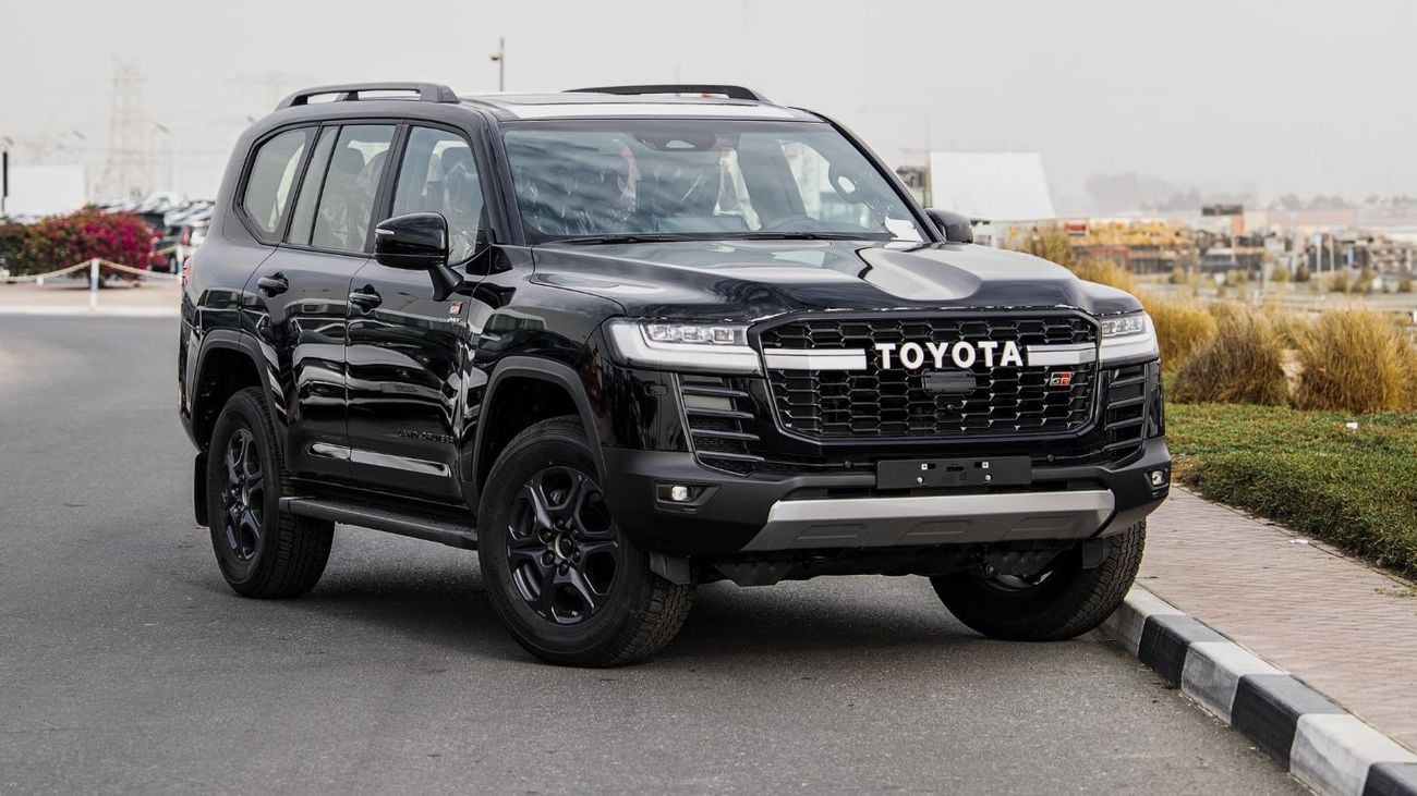 تويوتا لاند كروزر GRS 3.5L - Attitude Black Inside Maroon | Export Only