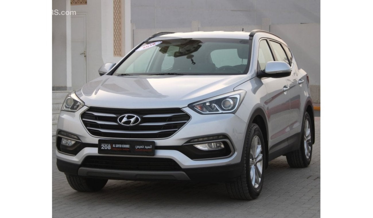 Hyundai Santa Fe HYUNDAI SANTAFE 2018 GCC SILVER 2.4 EXCELLENT CONDITION WITHOUT ACCIDENT