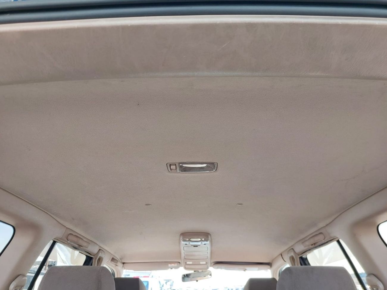 Toyota Land Cruiser TOYOTA LAND CRUISER SUV RHD 1998 MODEL 4.2 L DIESEL AUTOMATIC(PM10431)