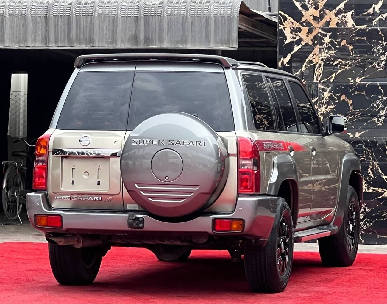 Nissan Patrol Super Safari