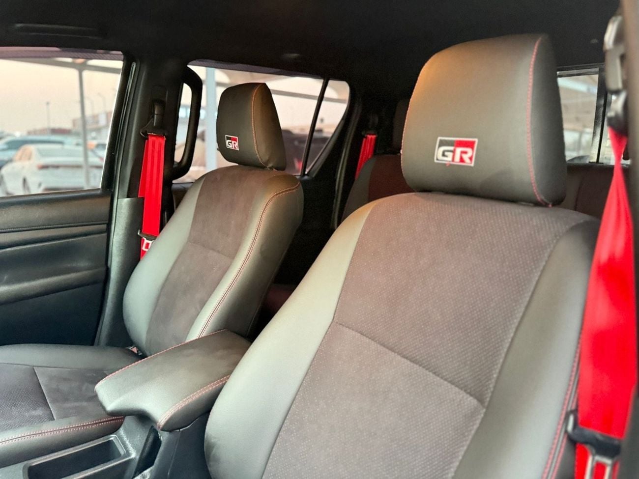 Toyota Hilux GR Sport 4.0L