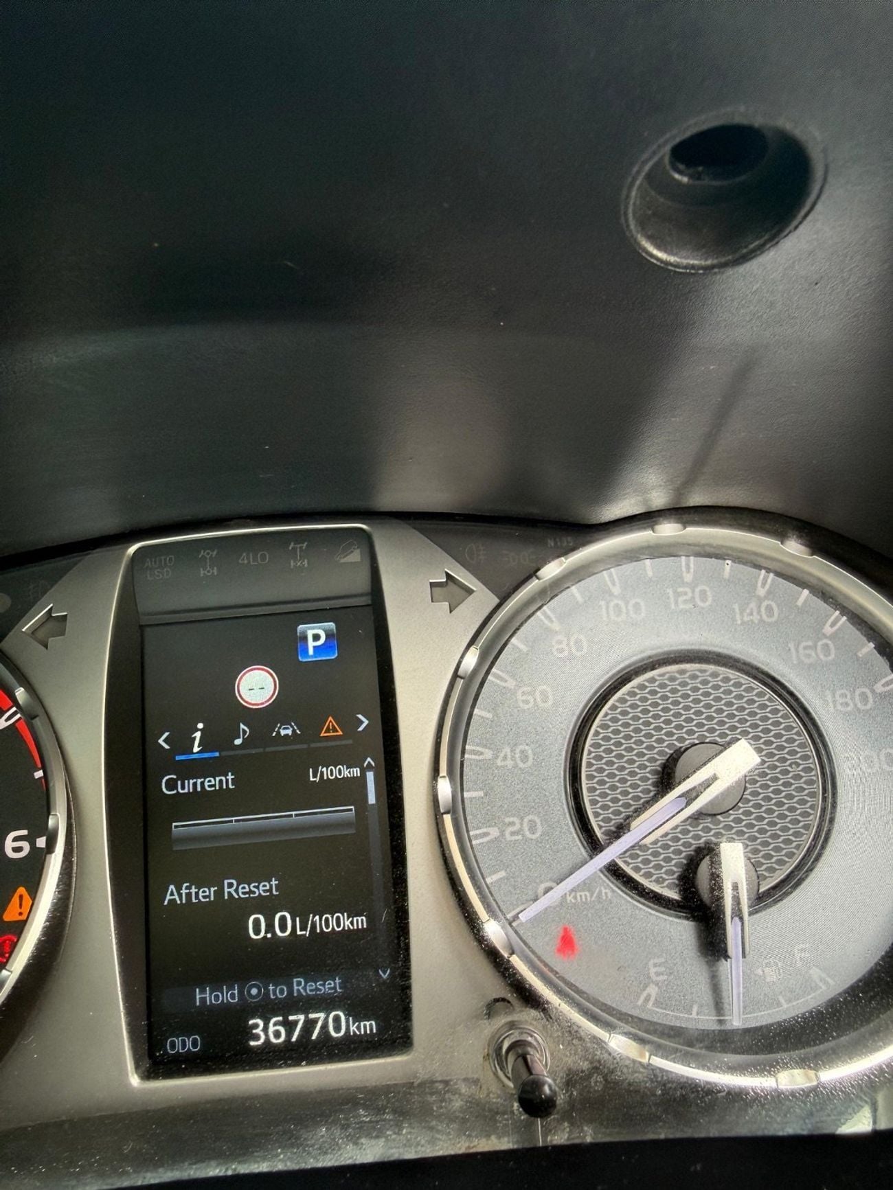 Toyota Hilux GR SPORT