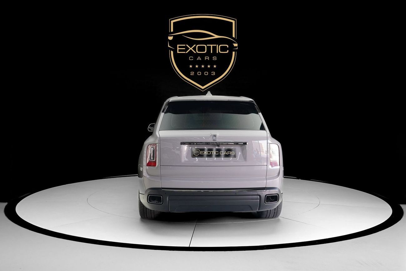 رولز رويس كولينان BLACK BADGE