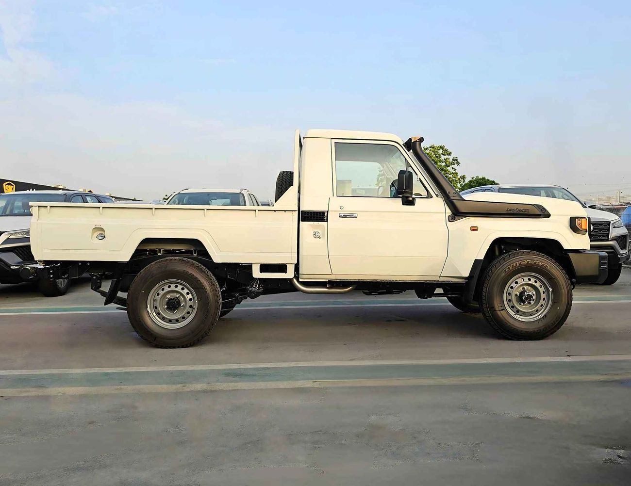 تويوتا لاند كروزر بيك آب LC79 / SINGAL CABIN / M/T / 2.8L V4 DIESEL / SNORKEL / 4WD (CODE # STD-E)