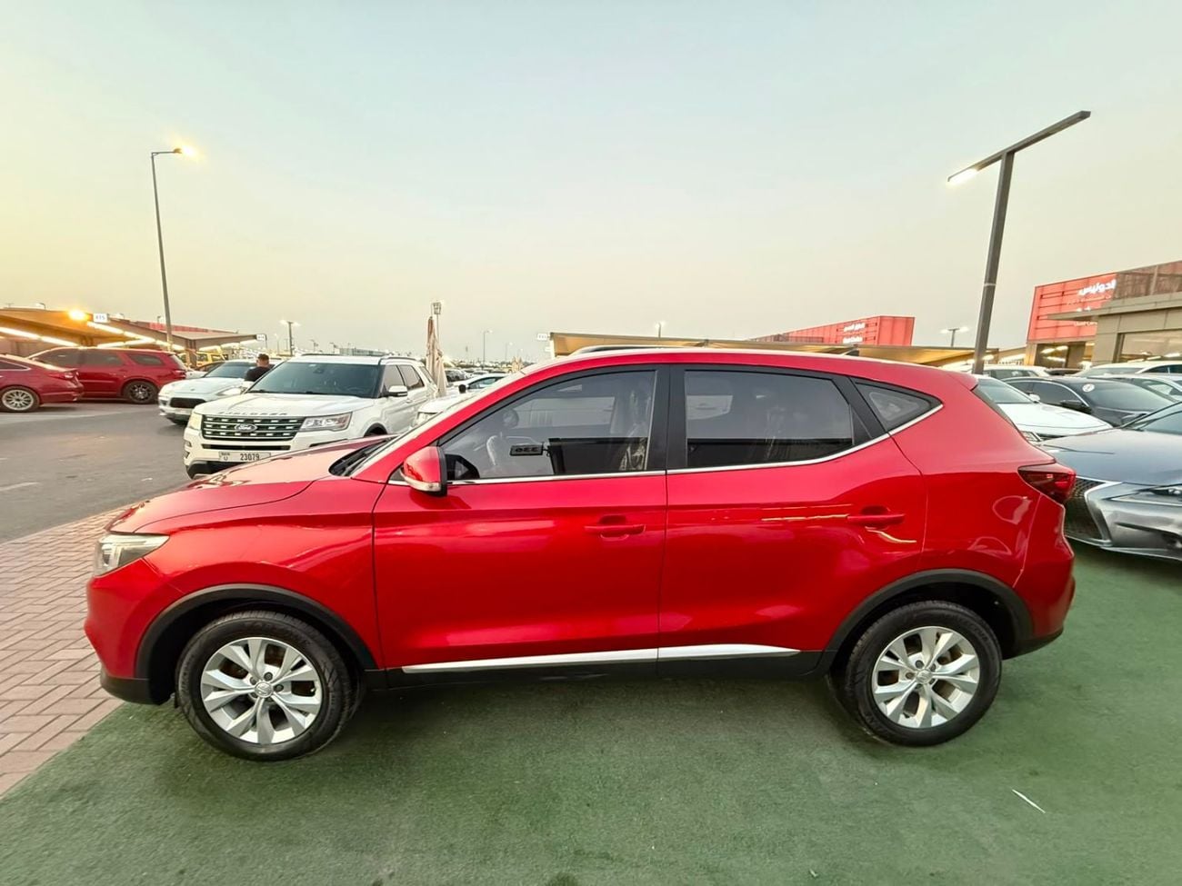MG HS LUXURY first owner, two agency keys, 1.5 liter turbo