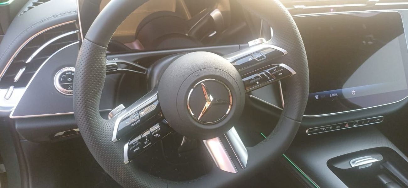 Mercedes-Benz E300 3.0L