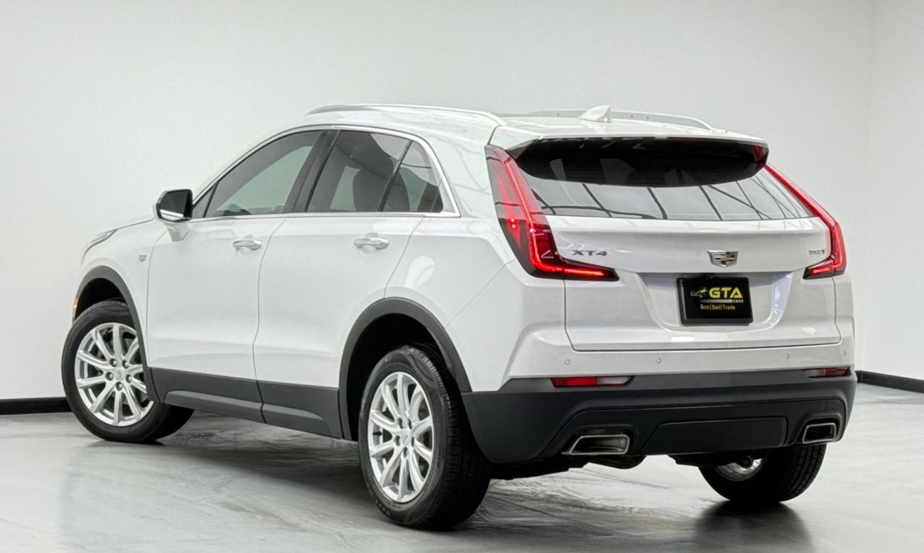 كاديلاك XT4 2022 Cadillac XT4 Luxury 350T, 2027 Cadillac Warranty + Service Pack, Excellent Condition, GCC