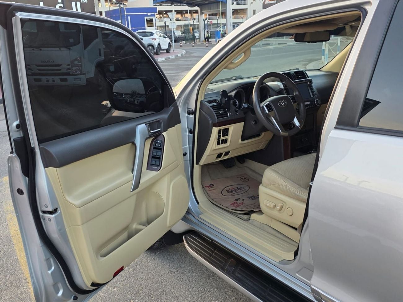 Toyota Prado VXR 4.0L 4WD ,ONLY FOR EXPORT AVAILABLE