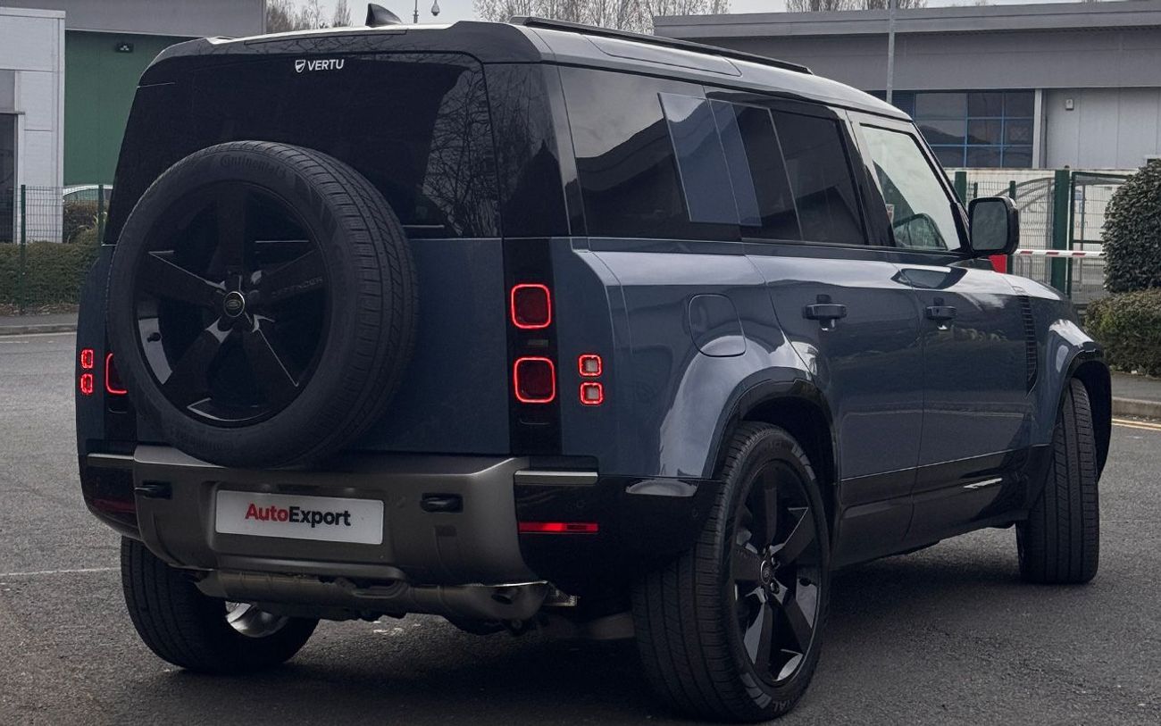 Land Rover Defender P300 110 2.0L (5 Seater) RIGHT HAND DRIVE