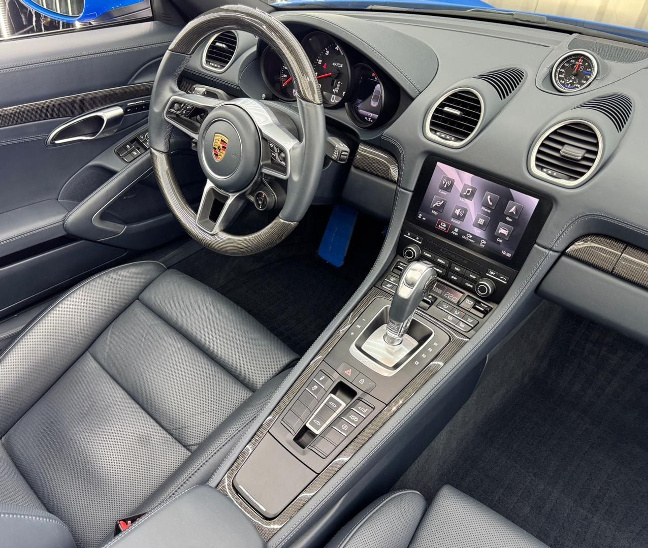 Porsche 718 Boxster GTS 4.0L A/T