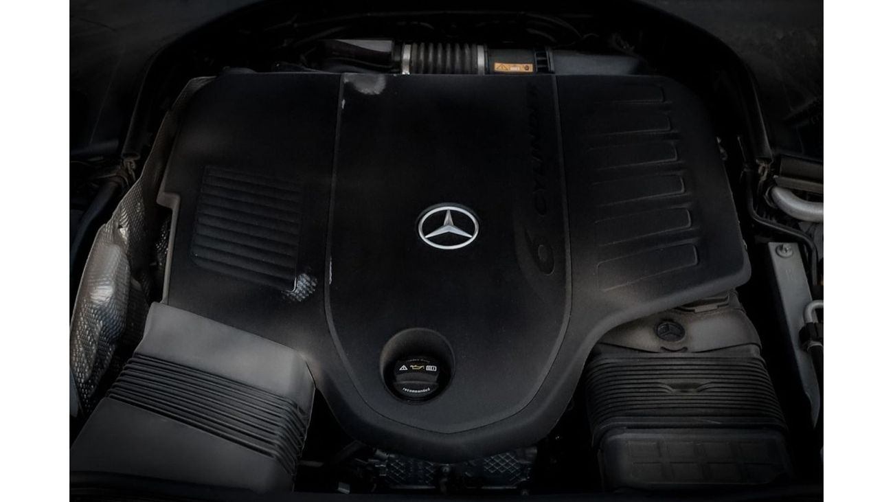 Mercedes-Benz S 500 4M Mercedes-Benz S500 2021 GCC under Agency Warranty with Flexible Down-Payment.