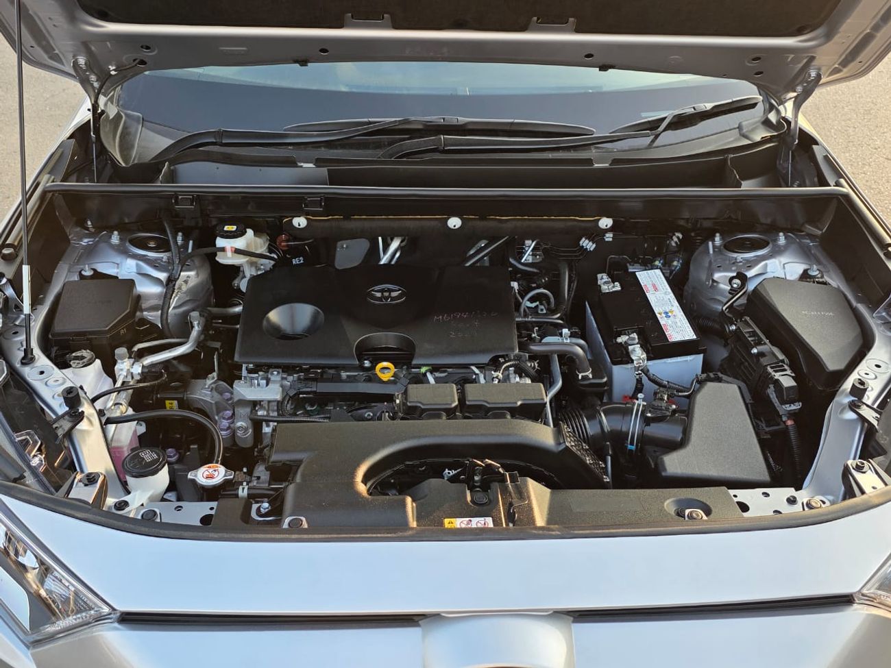 تويوتا راف ٤ petrol 2.0 liter full option right hand drive only for export available