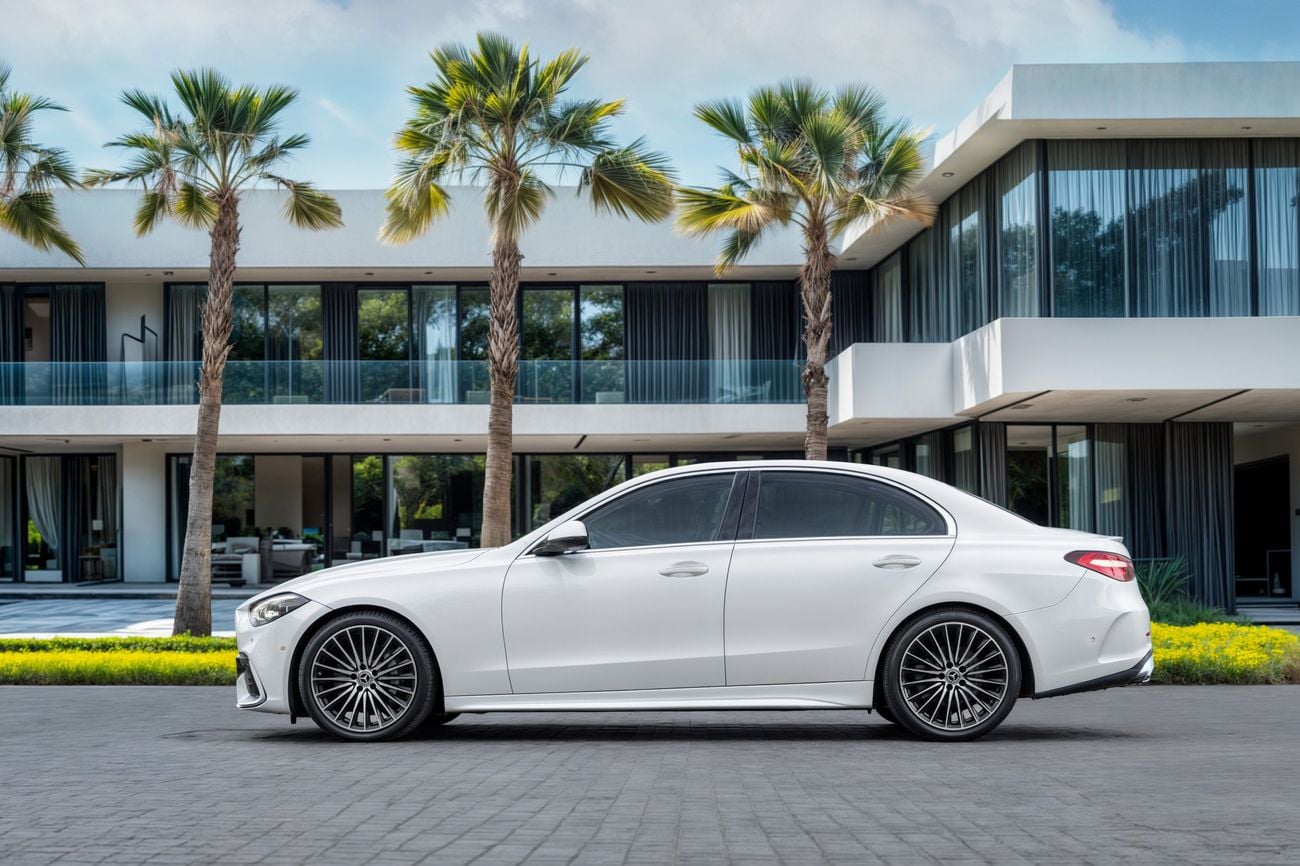 Mercedes-Benz C 200 C200 AMG | 3,525 P.M | 0% Downpayment | Perfect Condition!