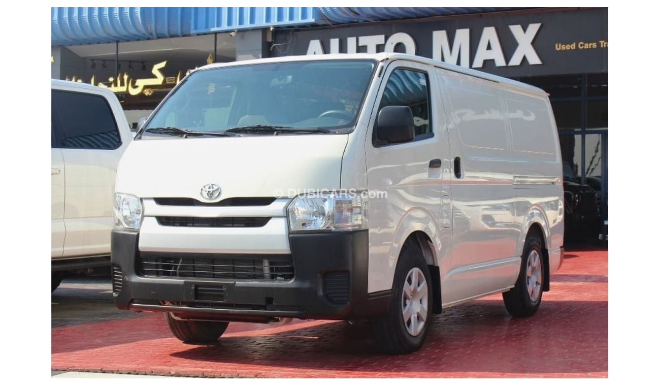 Toyota Hiace GL - Standard Roof
