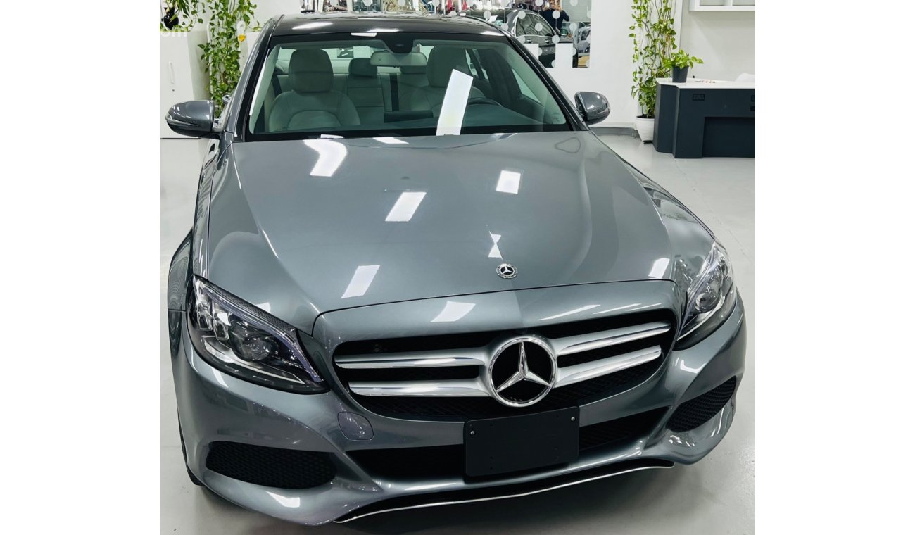 Mercedes-Benz C 300 Luxury C300 .. Panoramic .. Perfect Condition ..